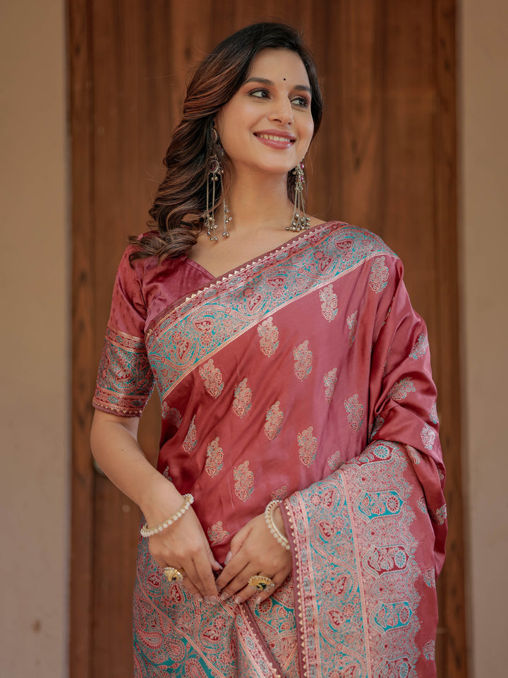 Dusty Rose Pink Banarasi Silk Saree with Intricate Paisley Zari Weaving & Tassel Detailing