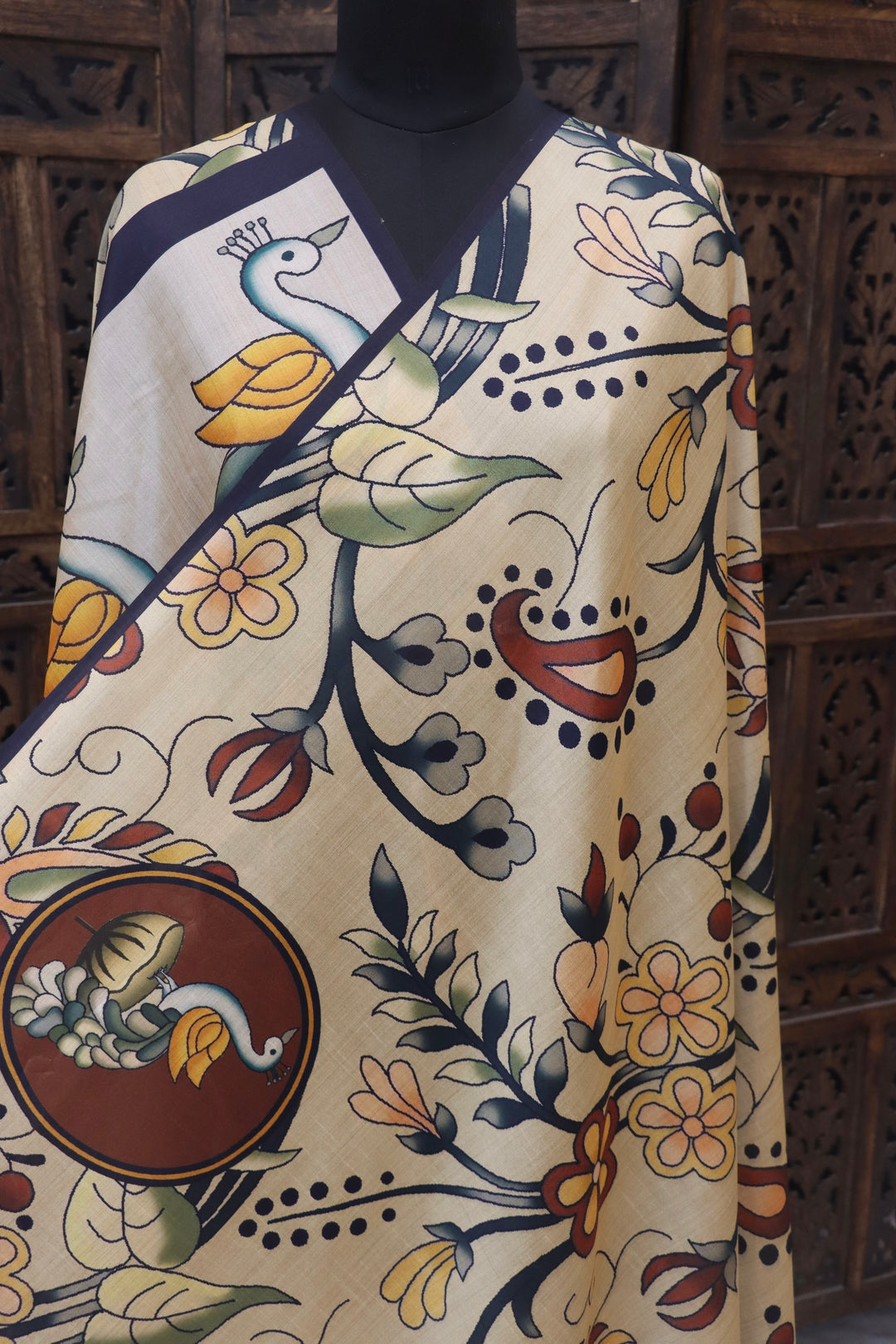 Ivory Beige Malai Silk Dupatta with Peacock Motifs & Floral Folk Art Pallu – Handcrafted Style Ethnic Dupatta