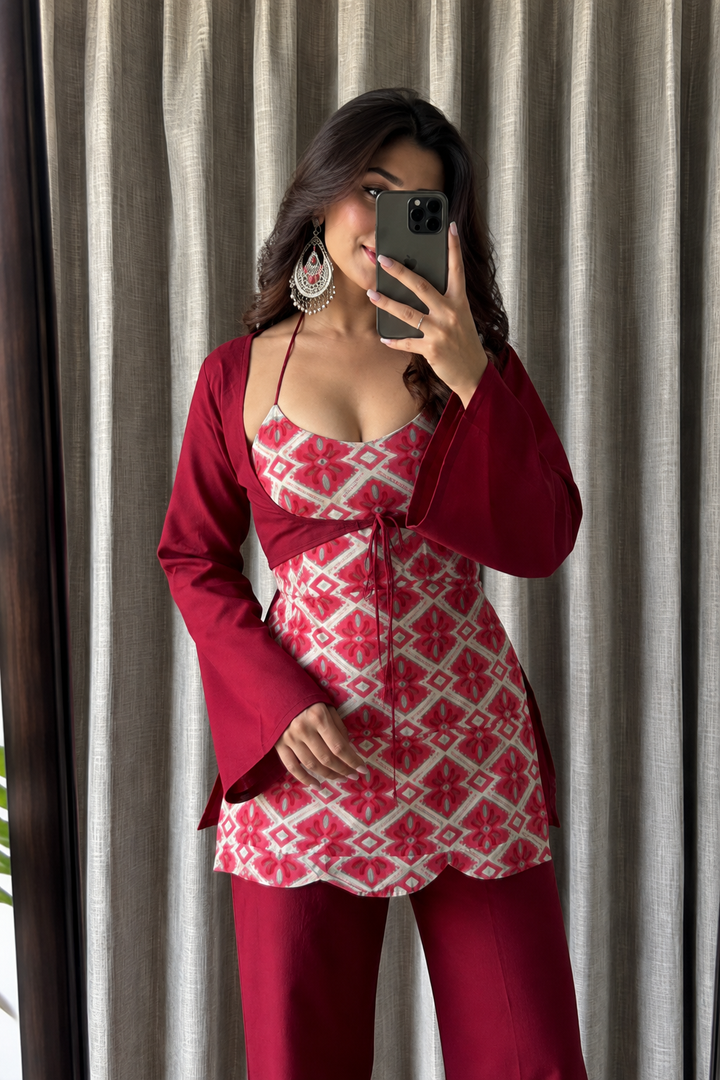 Convertible Printed Kurti Set with Detachable Jacket & Corset-Style Adjustable Back