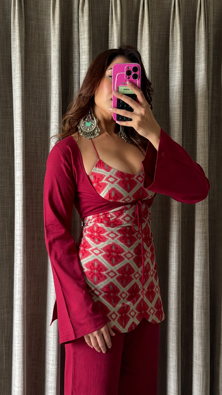 Convertible Printed Kurti Set with Detachable Jacket & Corset-Style Adjustable Back