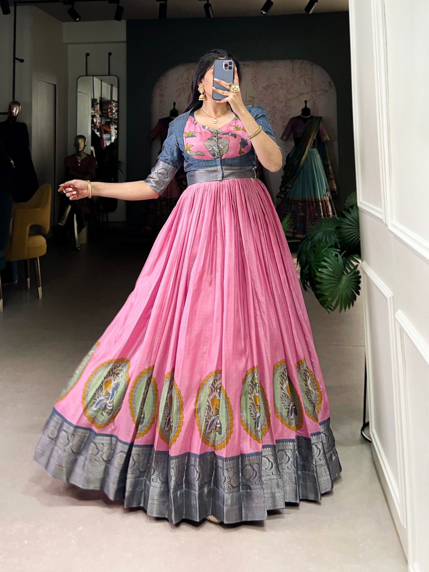 Pink Dola Silk Kalamkari Gown – A Fusion of Heritage & Modern Elegance ✨