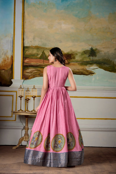 Pink Dola Silk Kalamkari Gown – A Fusion of Heritage & Modern Elegance ✨