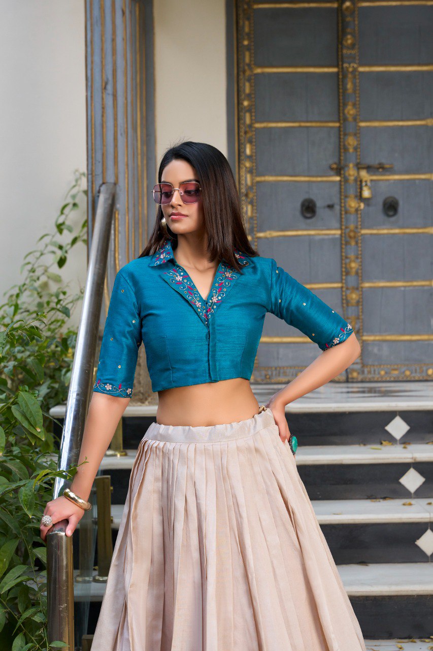 Beige & Teal Tussar Silk Lehenga Set – A Regal Affair of Elegance & Artistry ✨💙