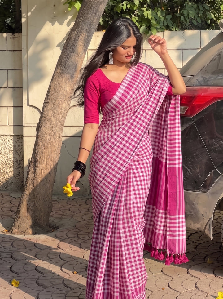 Magenta Pink & White Checkered Mul Cotton Saree with Blouse Piece