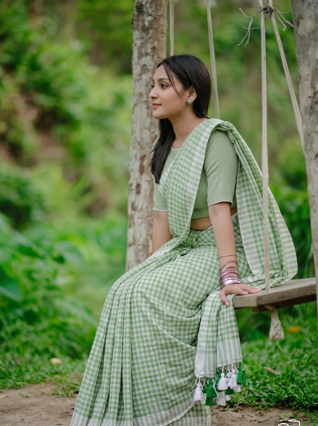 Lime Green & White Checkered Mul Cotton Saree with Tassels & Blouse Piece