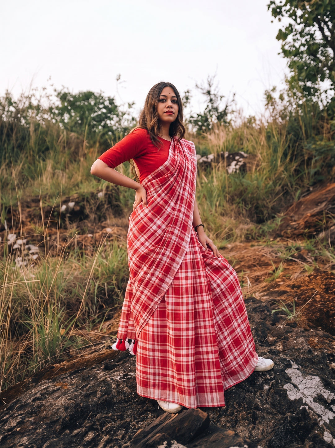 Red & White Madras Checkered Mul Cotton Saree with Tassels & Blouse Piece