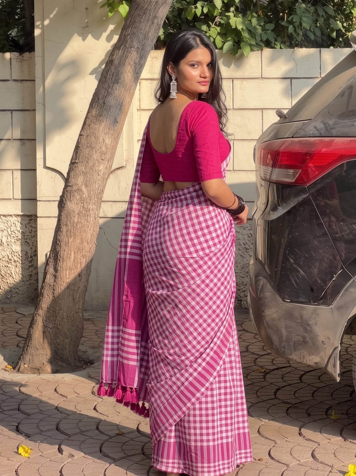 Magenta Pink & White Checkered Mul Cotton Saree with Blouse Piece