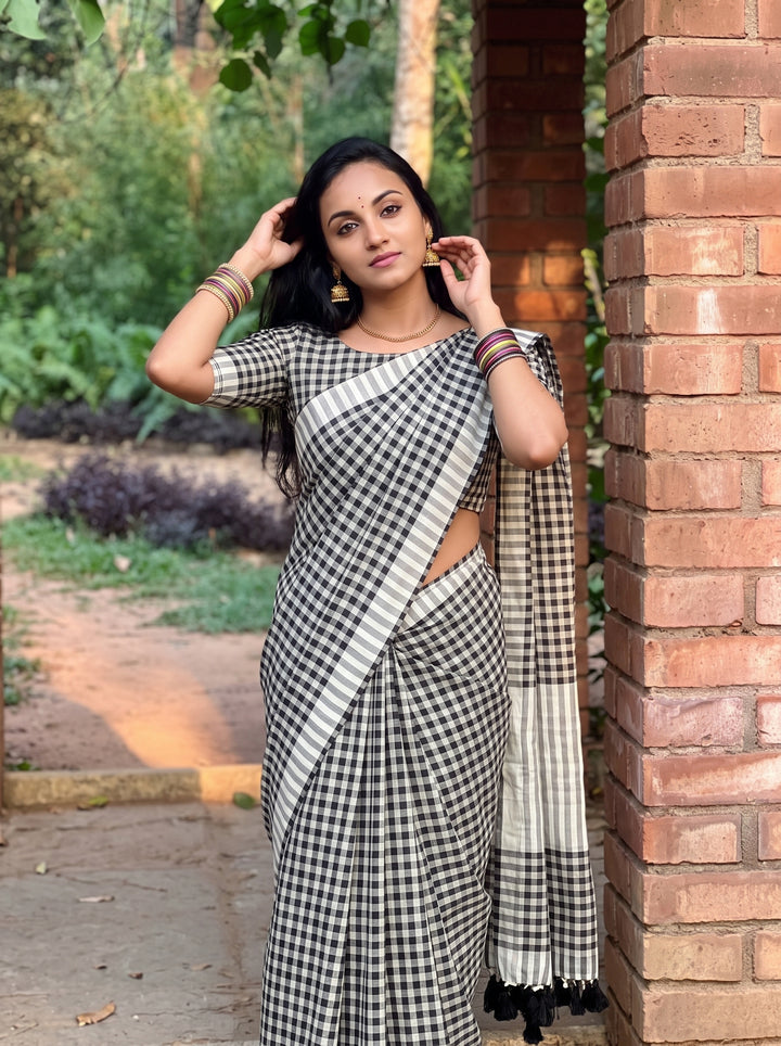 Black & White Checkered Mul Cotton Saree with Tassels & Blouse Piece