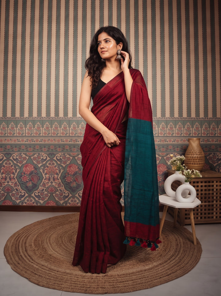 Ruby Red Mul Cotton Saree with Teal Green Contrast Pallu, Tassels & Matching Blouse