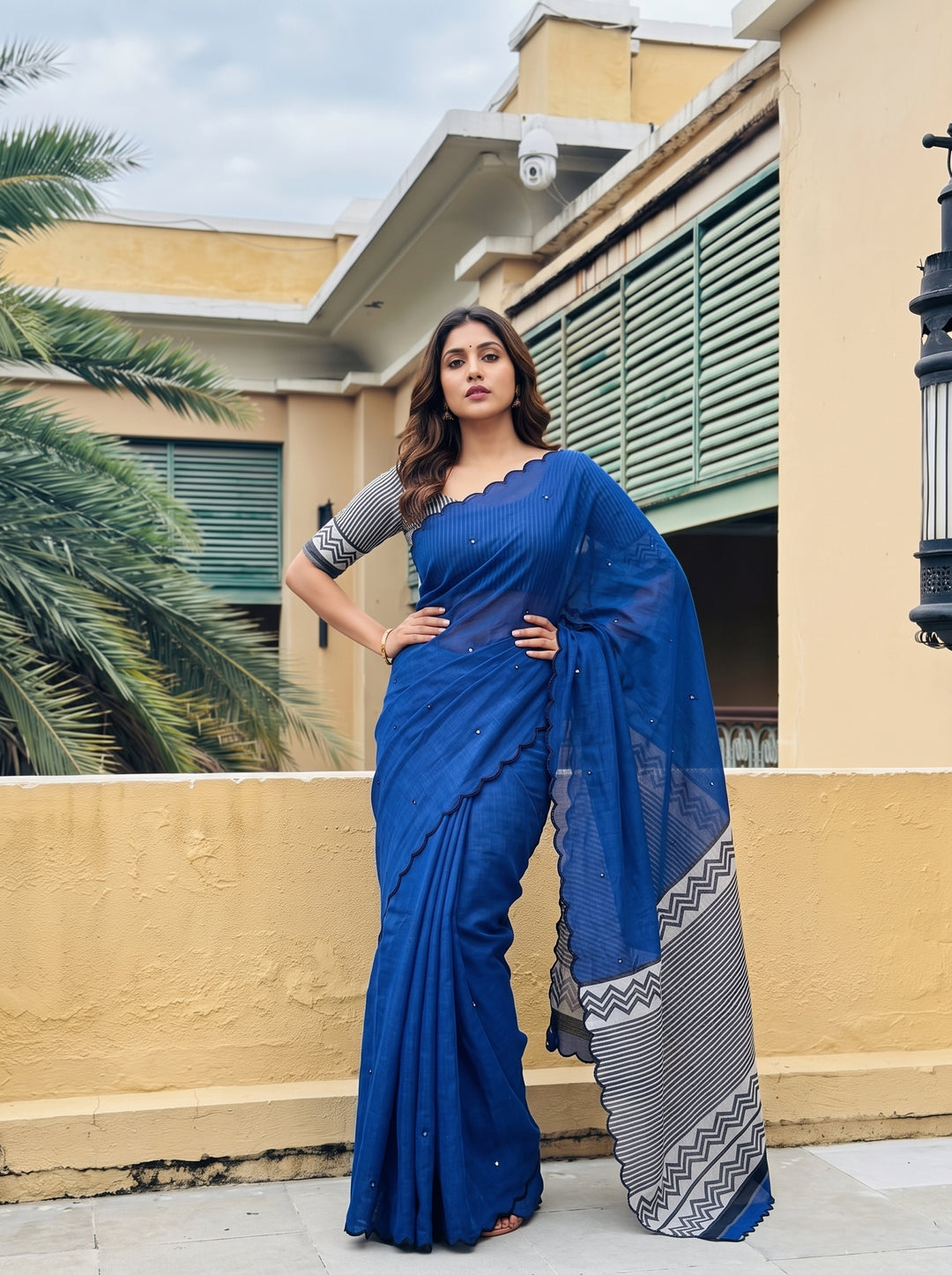 Royal Blue Mul Cotton Saree with Aari Foil Mirror Work, Embroidered Arco Border & Contrast Printed Pallu with Blouse Piece