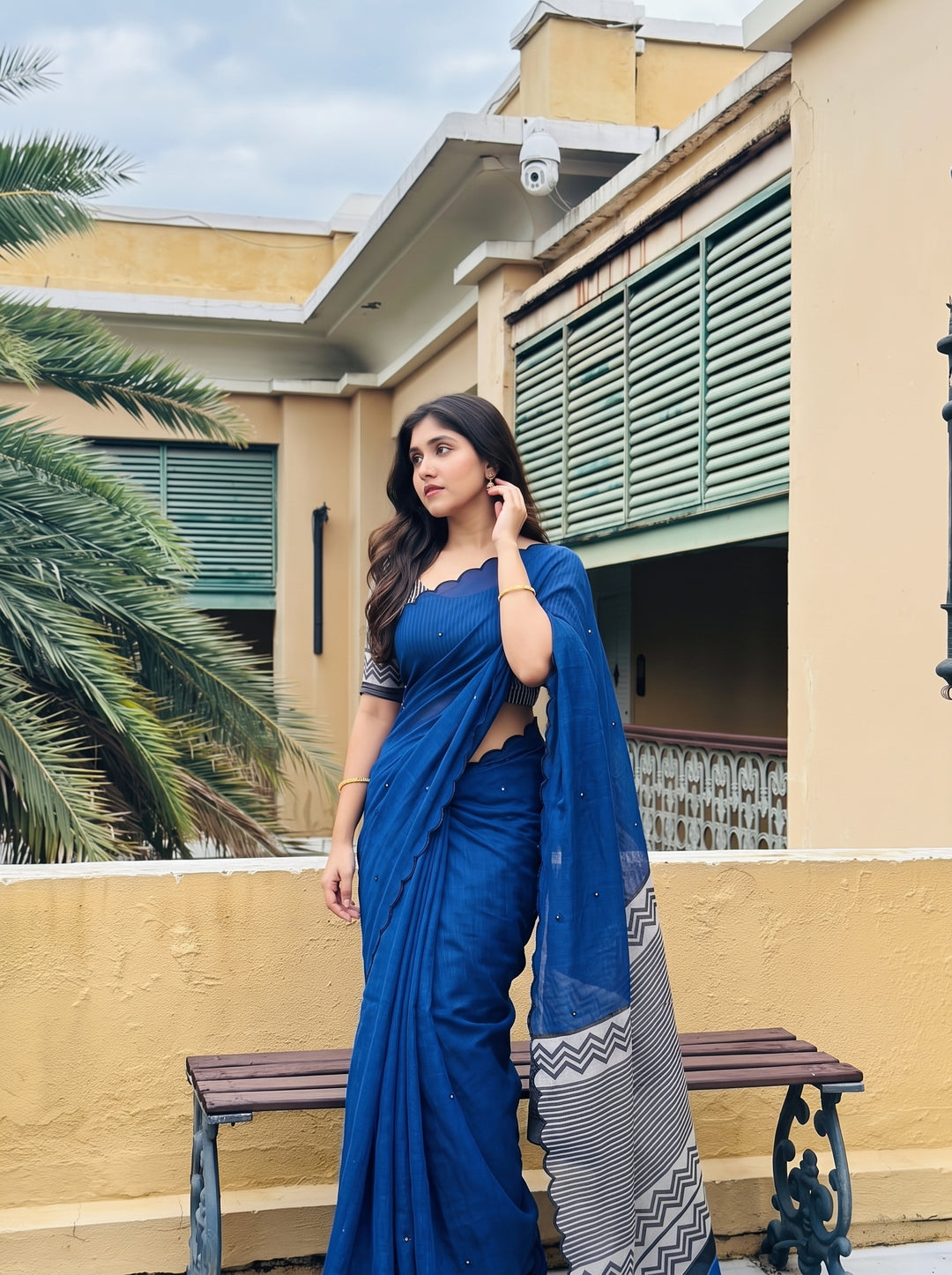 Royal Blue Mul Cotton Saree with Aari Foil Mirror Work, Embroidered Arco Border & Contrast Printed Pallu with Blouse Piece