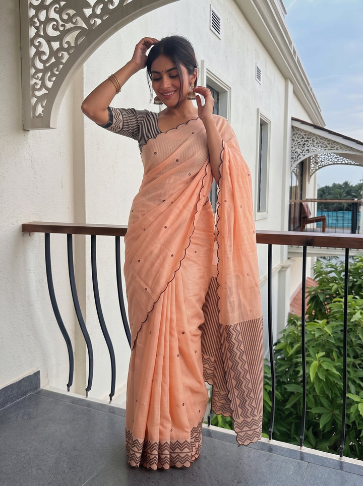 Peach Mul Cotton Saree with Aari Foil Mirror Work, Embroidered Arco Border & Contrast Printed Pallu with Blouse Piece