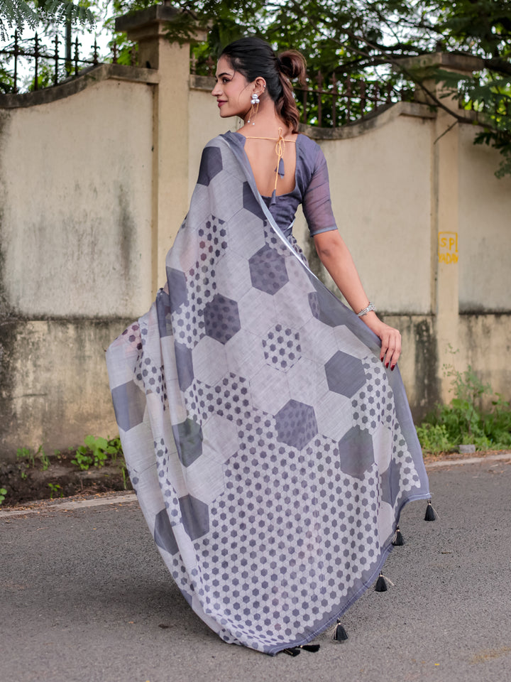 Grey Mul Cotton Geometric Print Saree with Hexagon Pattern, Statement Pallu & Tassels | Office & Casual Wear