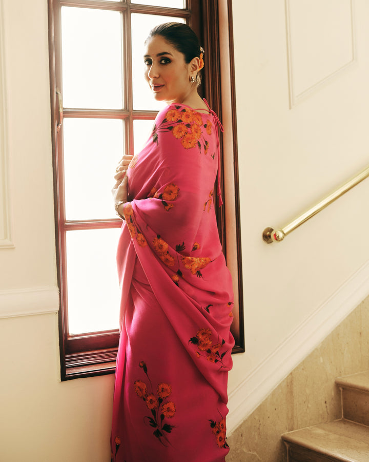 Kareena Kapoor-Inspired Rani Pink Floral Georgette Saree with Elegant Printed Pallu