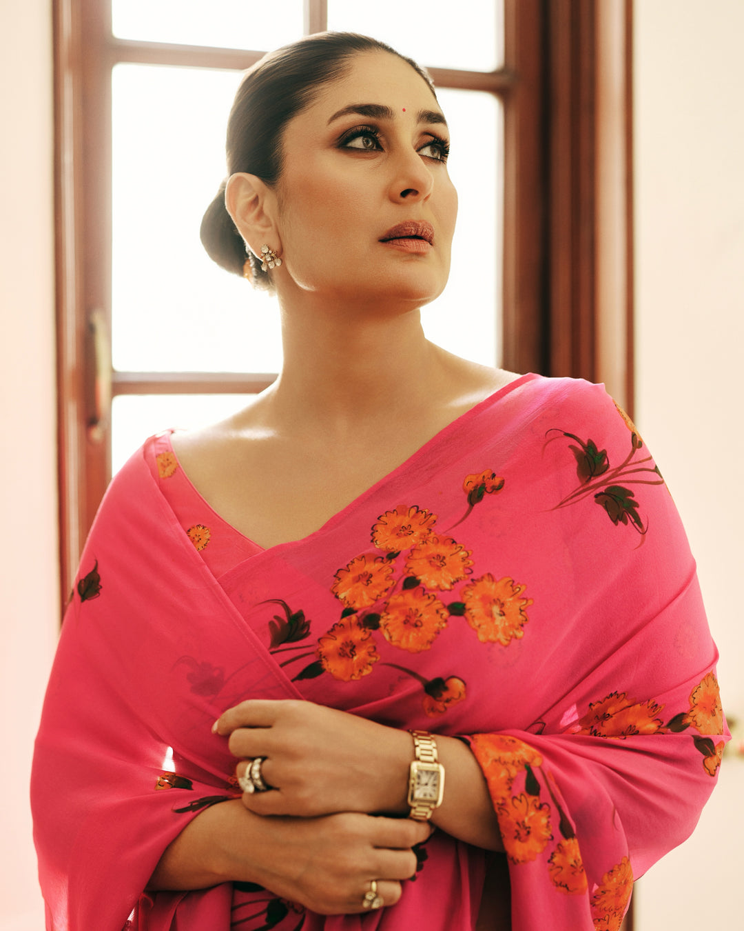 Kareena Kapoor-Inspired Rani Pink Floral Georgette Saree with Elegant Printed Pallu