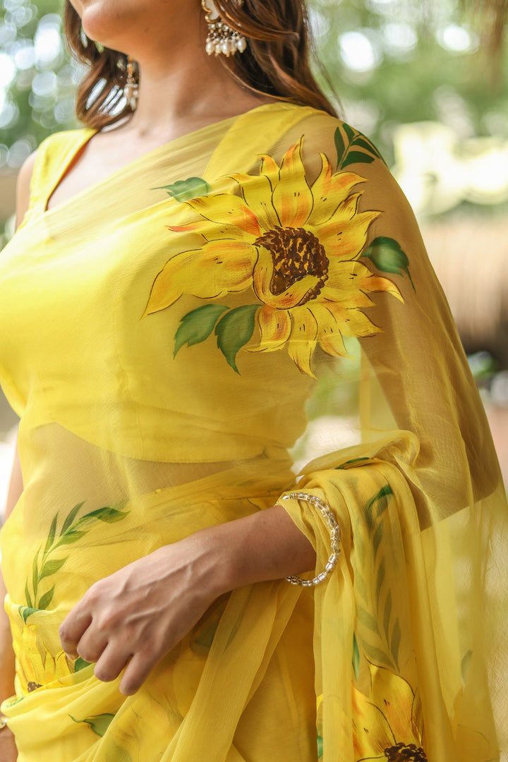 Yellow Chiffon Saree with Sunflower Floral Print | Lightweight Designer Saree with Blouse Piece