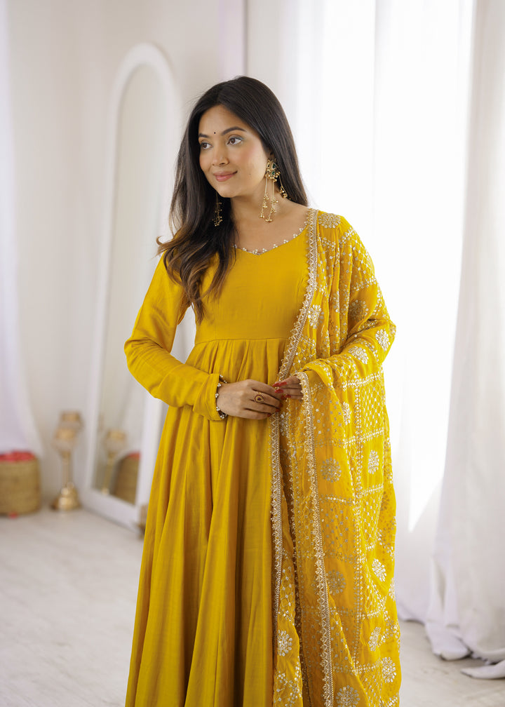 Zarveen Premium Roman Silk Chanderi 16-Kali Anarkali Set with 5.5-Metre Flare, Embroidered Georgette Dupatta & Pants