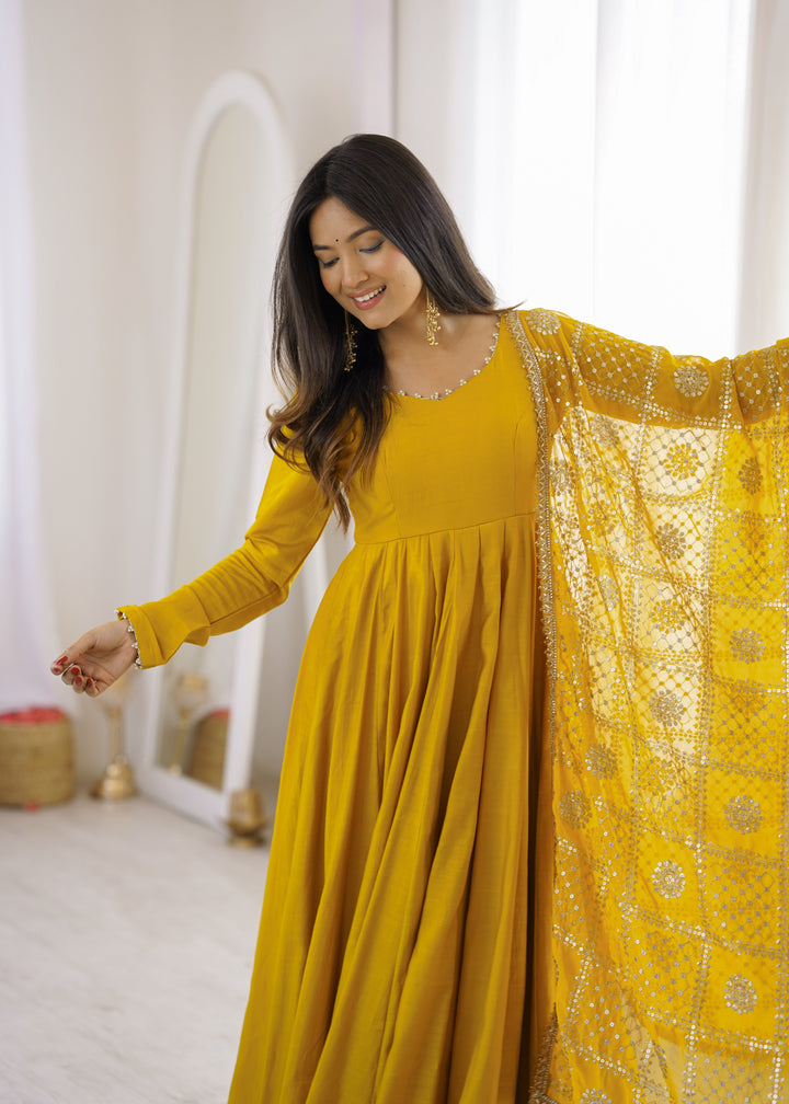 Zarveen Premium Roman Silk Chanderi 16-Kali Anarkali Set with 5.5-Metre Flare, Embroidered Georgette Dupatta & Pants