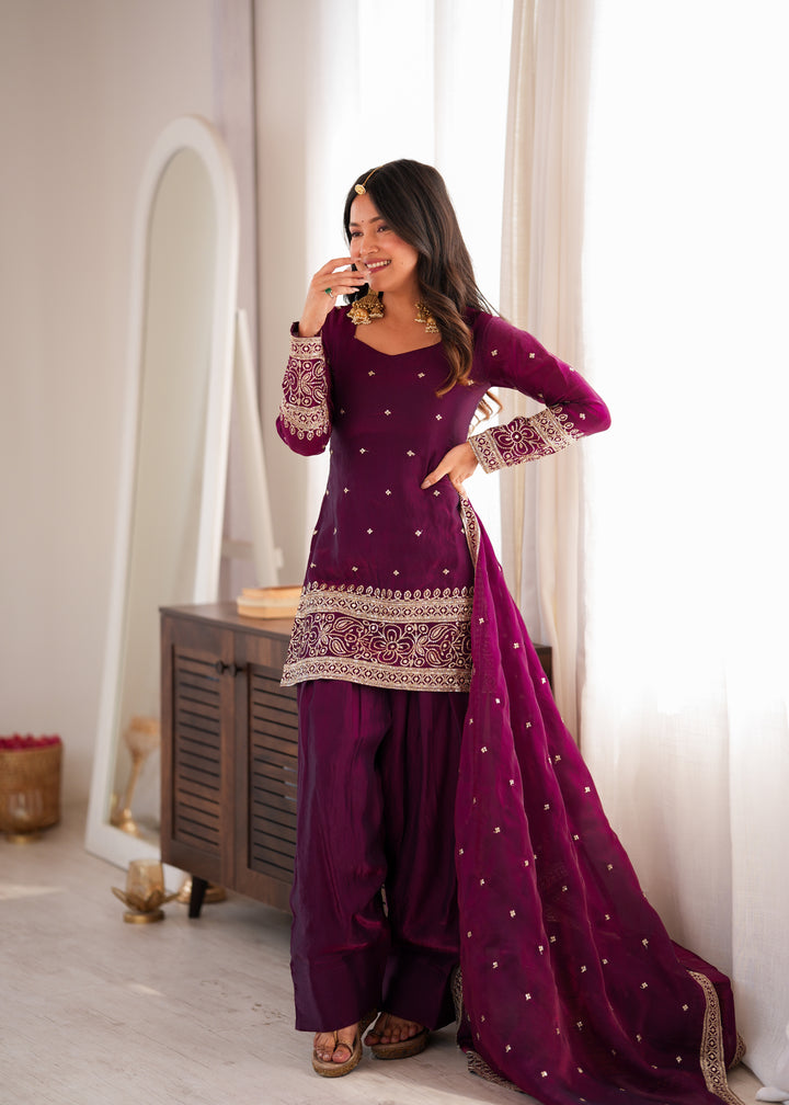 Noor-e-Farshi Heavy Fendy Silk Embroidered Kurta Set with Farshi Shalwar & Glass Roman Silk Dupatta – 3 Piece Festive Ensemble
