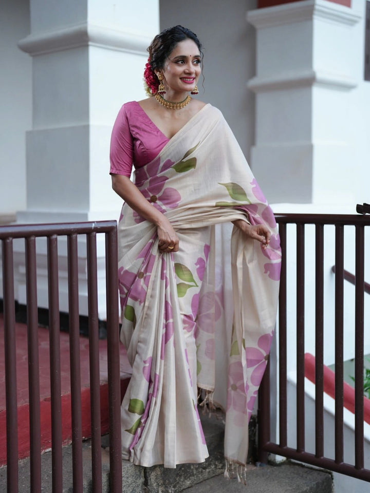 Royal Kasavu Mauve Floral Print Saree with Shimmer Zari Weave, Statement Pallu & Tassels on Edges