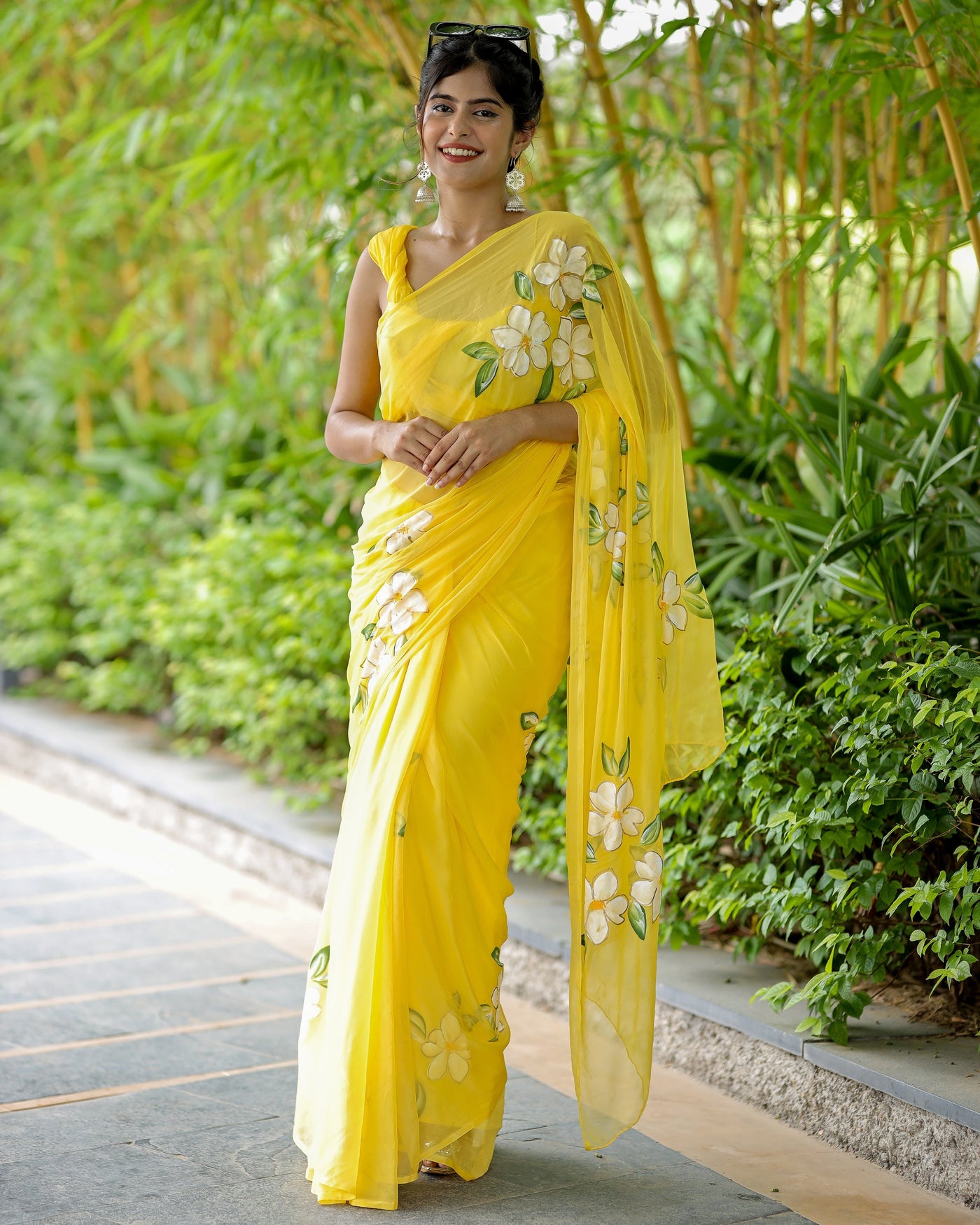 Sunshine Yellow Georgette Saree with Hand-Painted White Floral Motifs – Attached Blouse – 5.5 Meters