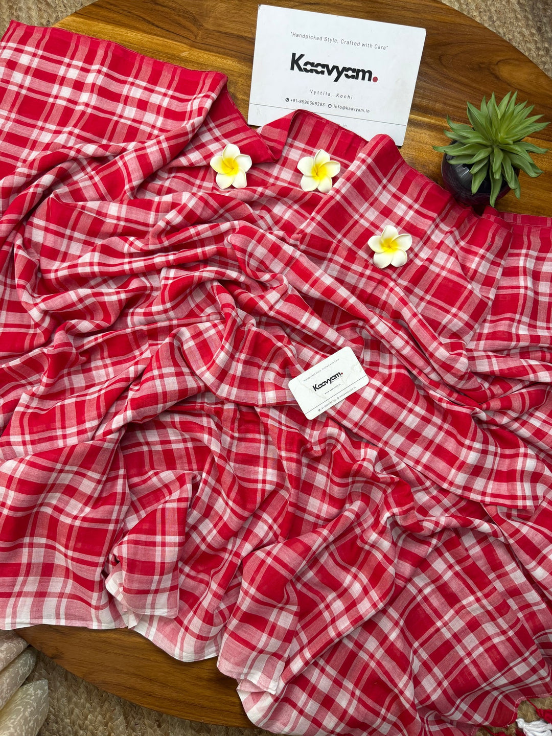 Red & White Madras Checkered Mul Cotton Saree with Tassels & Blouse Piece