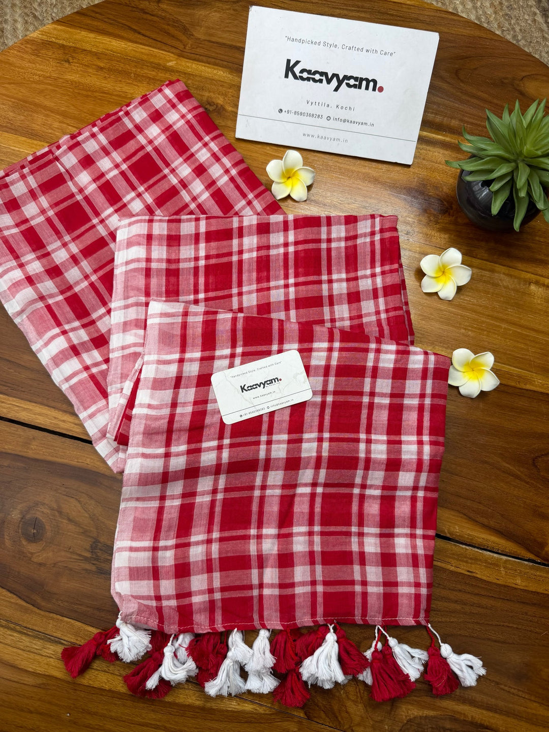 Red & White Madras Checkered Mul Cotton Saree with Tassels & Blouse Piece