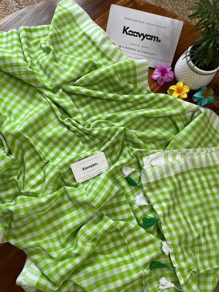 Lime Green & White Checkered Mul Cotton Saree with Tassels & Blouse Piece