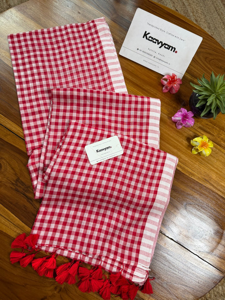 Red & White Checkered Mul Cotton Saree with Tassels & Blouse Piece