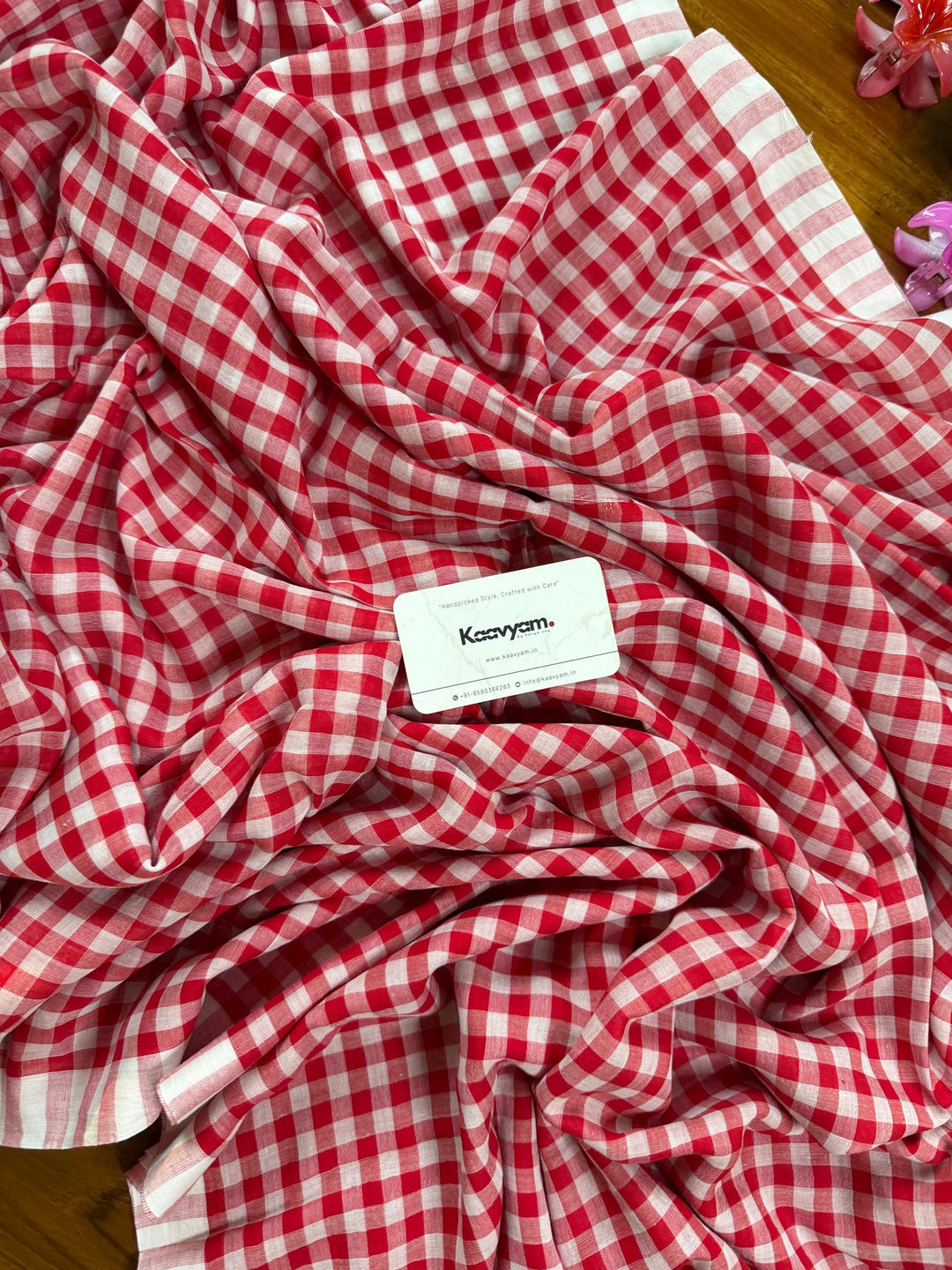 Red & White Checkered Mul Cotton Saree with Tassels & Blouse Piece