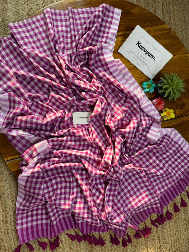 Magenta Pink & White Checkered Mul Cotton Saree with Blouse Piece