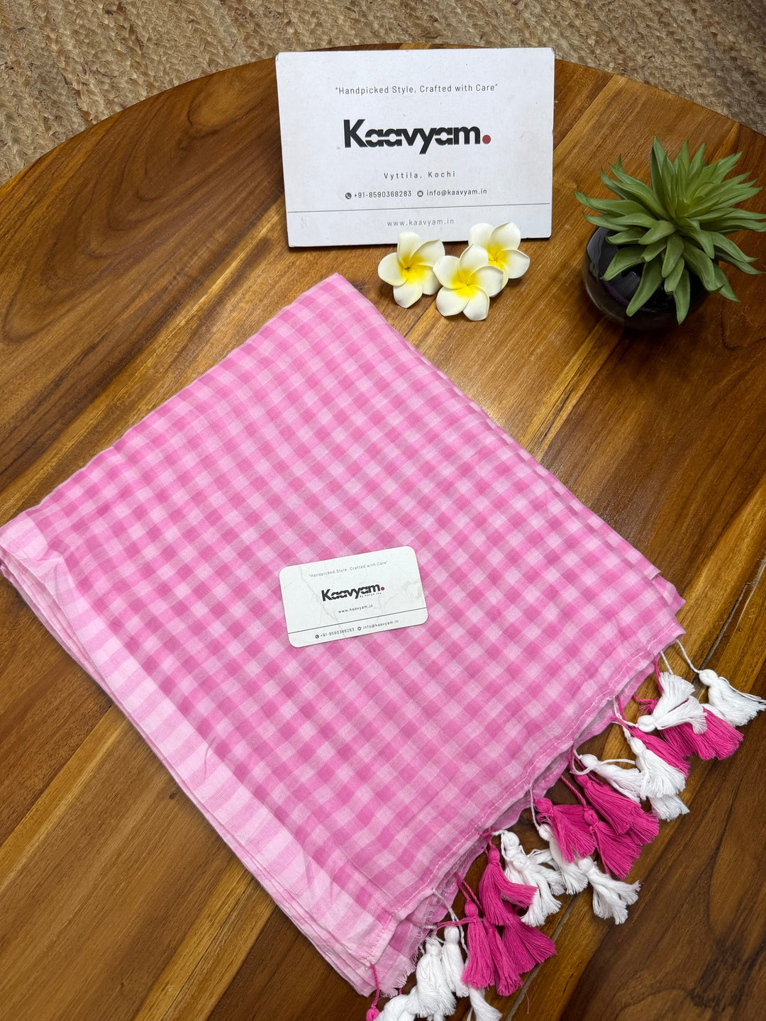 Baby Pink & White Checkered Mul Cotton Saree with Tassels & Blouse Piece
