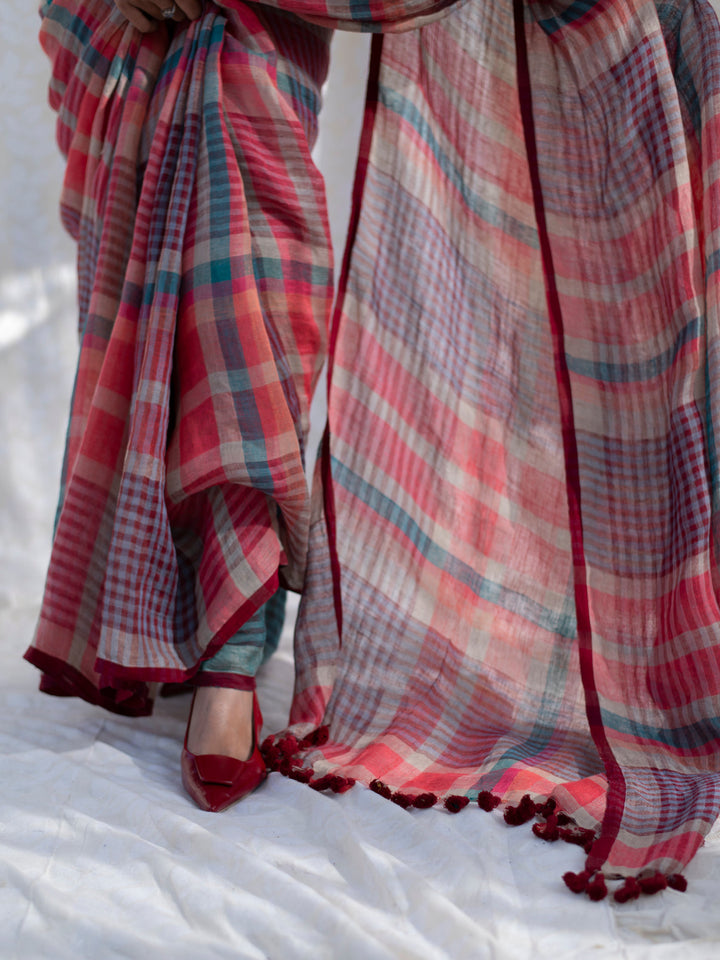 Coral Red Multicolour Madras Checks Mul Cotton Saree with Contrast Checks, Tassels & Blouse Piece