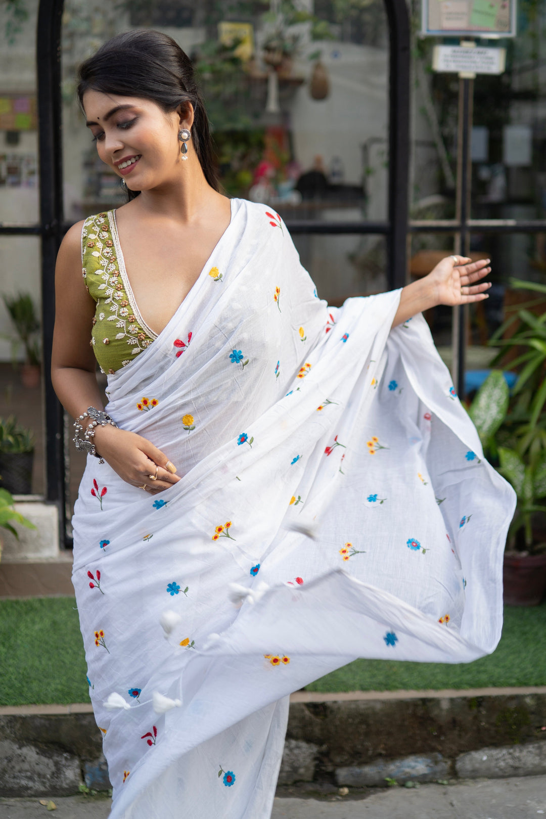 Pure White Mul Cotton Saree with Multicolour Floral Motifs & Tassel Pallu