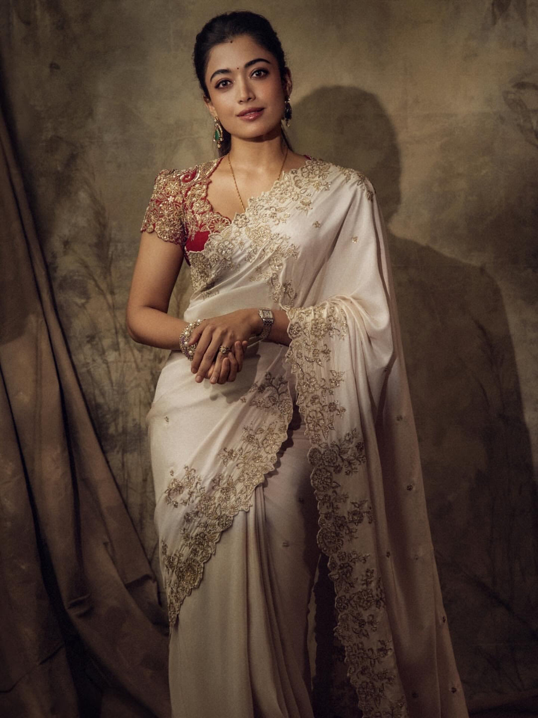 Ivory White Pure Silk Saree with Heavy Zari Embroidery & Designer Contrast Blouse | Luxury Wedding Wear Saree