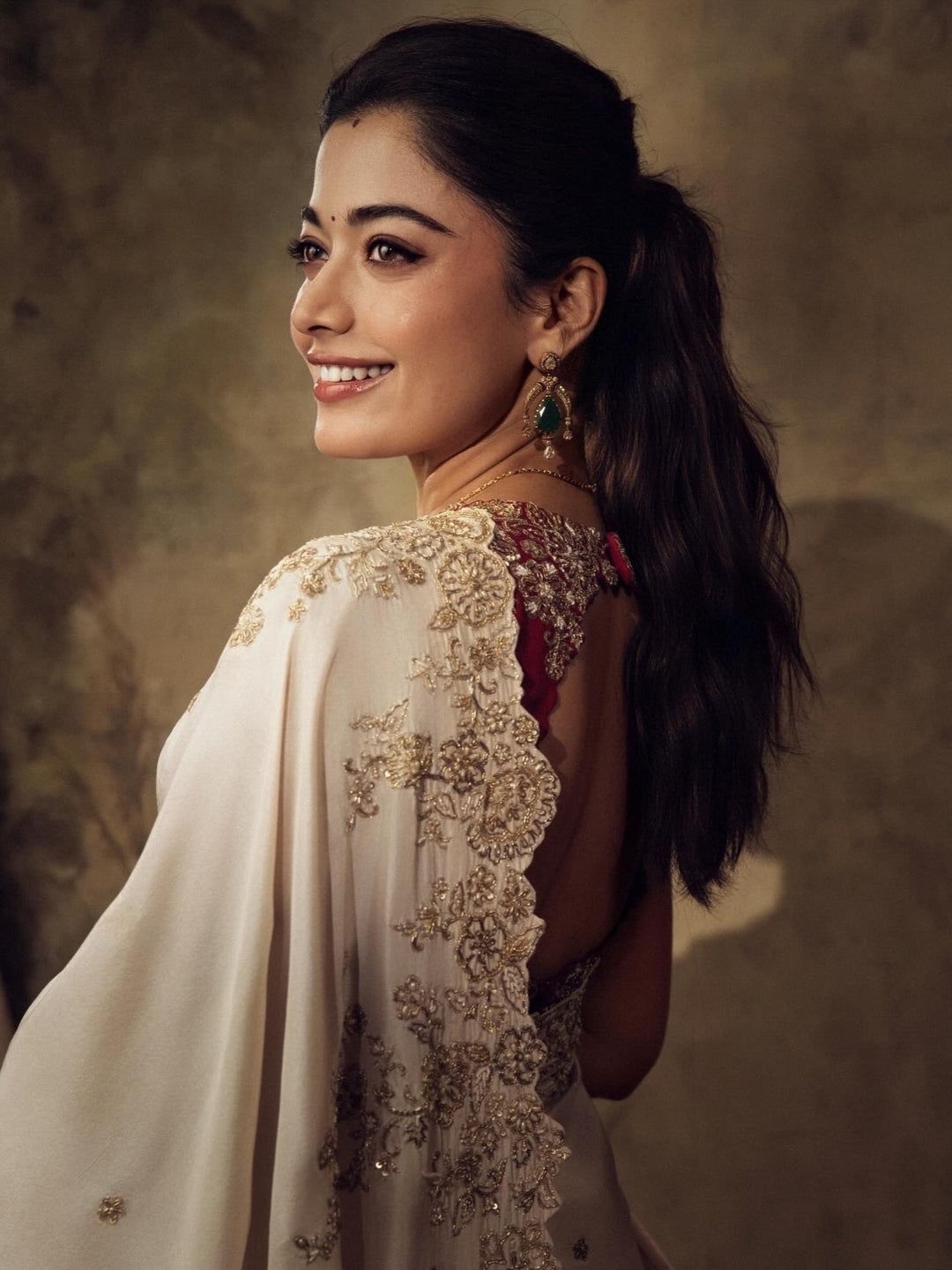 Ivory White Pure Silk Saree with Heavy Zari Embroidery & Designer Contrast Blouse | Luxury Wedding Wear Saree