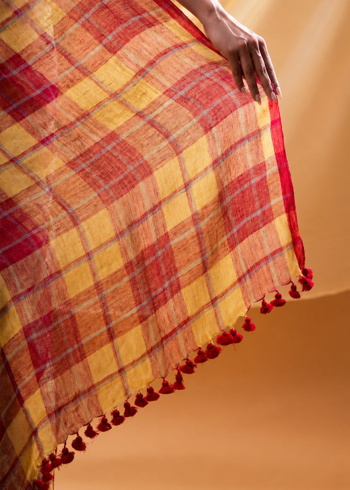 Red & Beige Checks Mul Cotton Saree with Tassels & Attached Blouse Piece