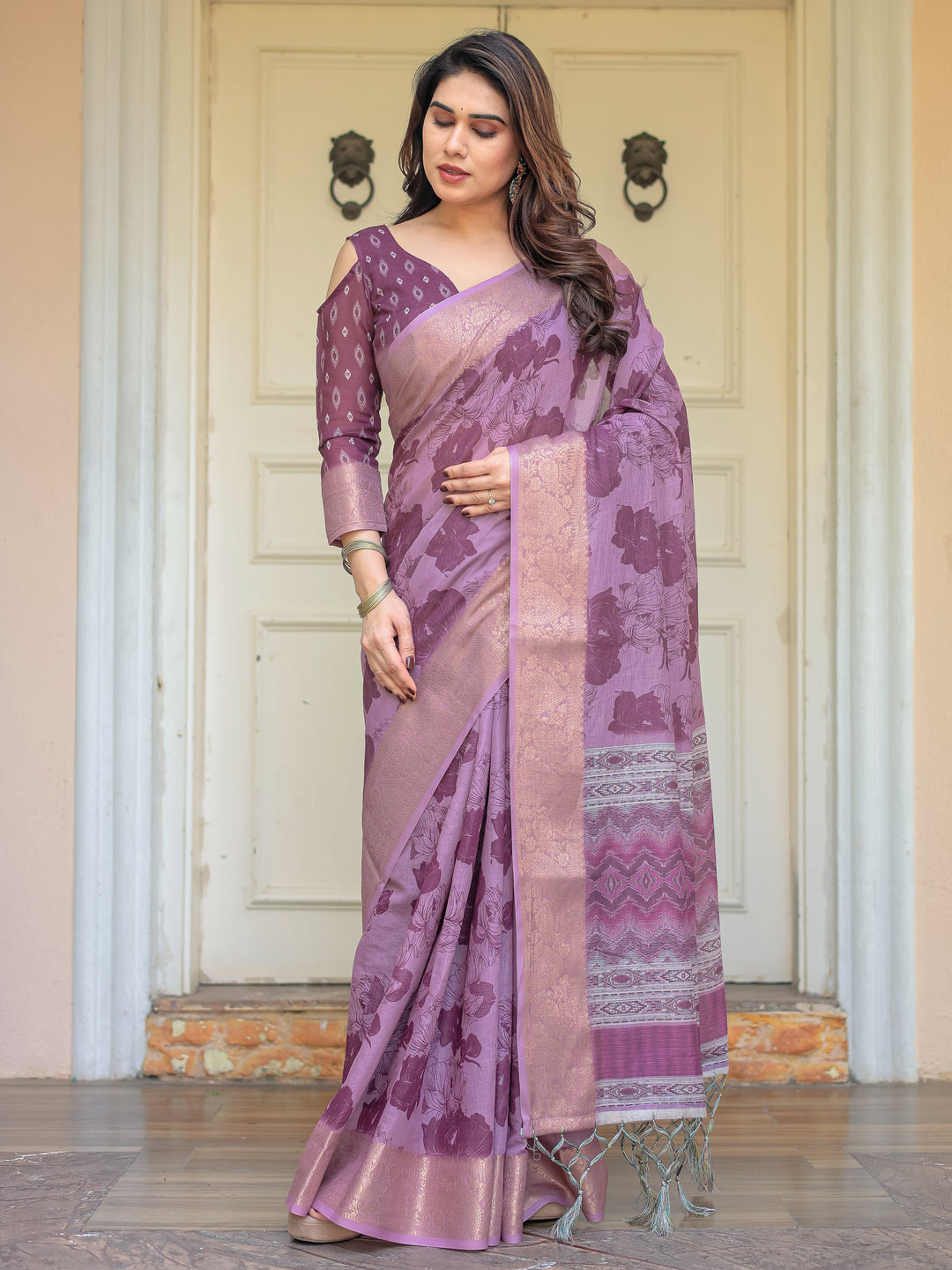 Wine Purple Handloom Cotton Floral Printed Saree with Zari Border & Tassels – Traditional Festive Wear