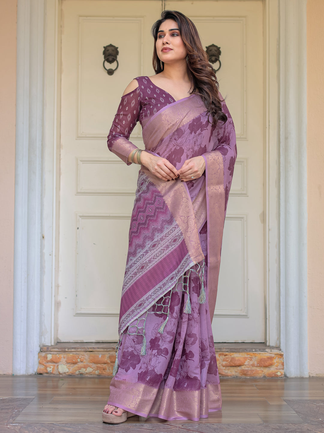 Wine Purple Handloom Cotton Floral Printed Saree with Zari Border & Tassels – Traditional Festive Wear