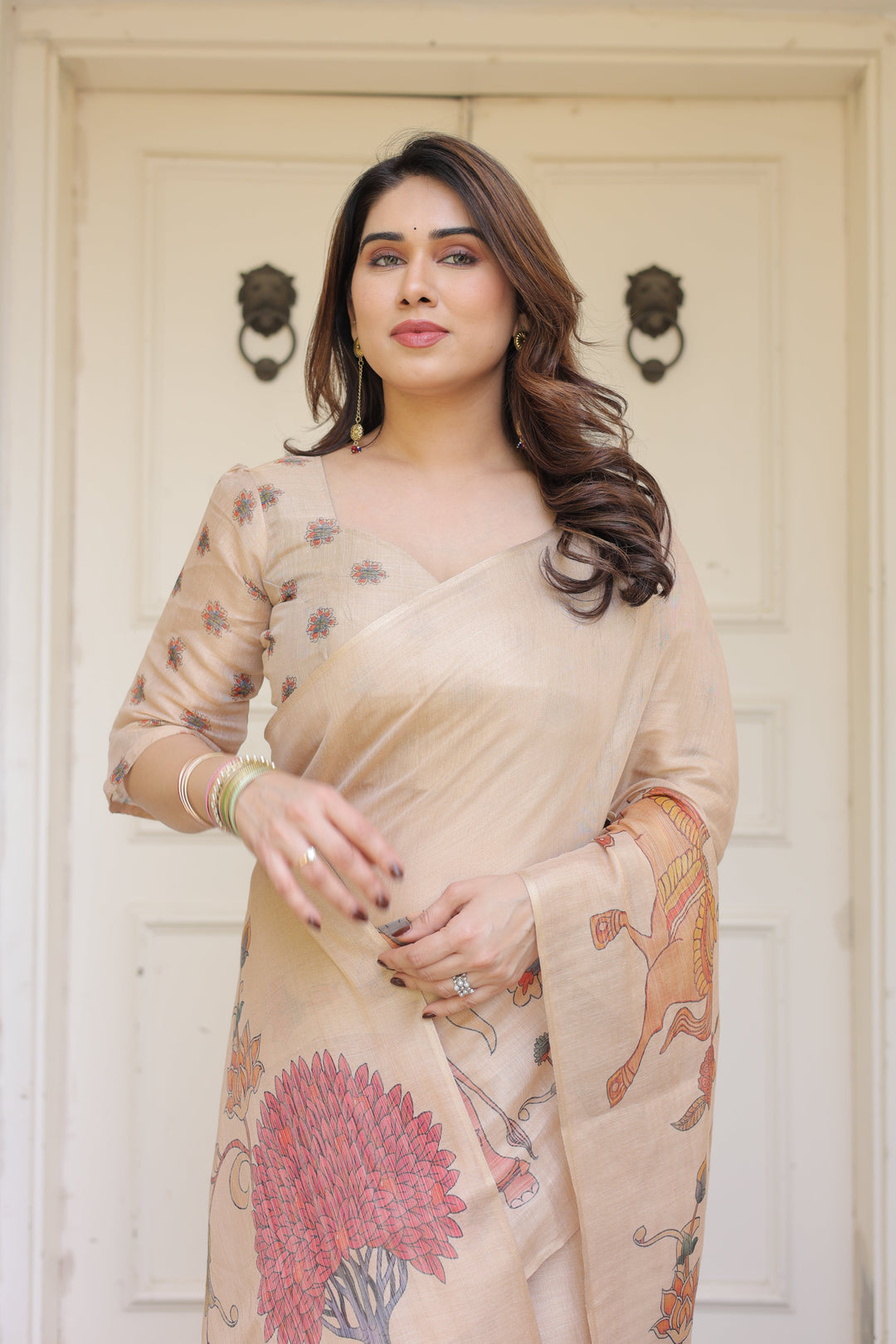 Beige Heritage Art Printed Handloom Cotton-Linen Saree with Elephant & Horse Motif Pallu and Tassels – Traditional Statement Wear