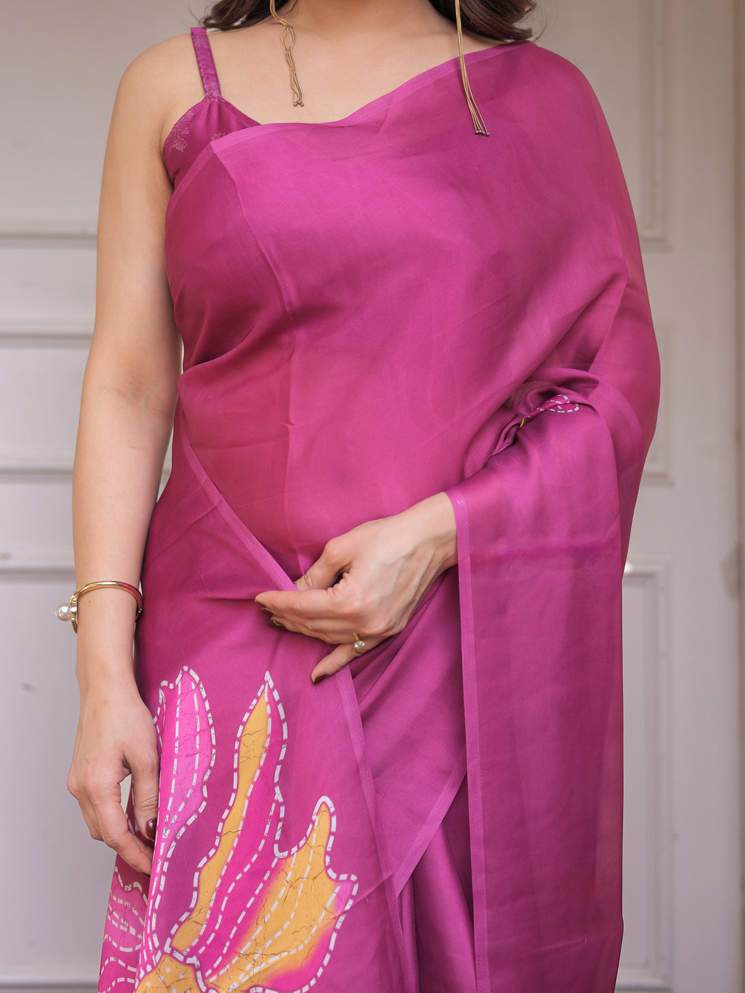 Rani Pink Floral Artistic Satin Georgette Saree with Contrast Placement Print & Unstitched Blouse – Festive & Party Wear