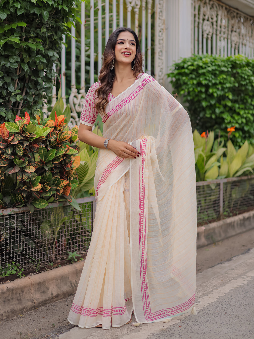 Ivory Mul Cotton Striped Saree for Women with Pink Printed Border & Tassels | Soft Breathable Office & Daily Wear Saree
