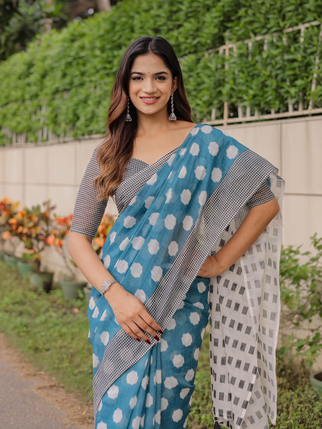 Teal Blue Mul Cotton Polka Print Saree for Women with Checkered Pallu & Tassels | Soft Breathable Daily & Office Wear