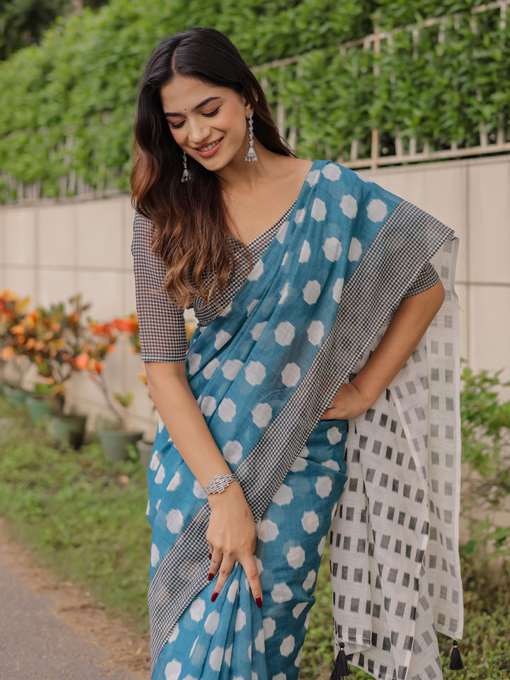 Teal Blue Mul Cotton Polka Print Saree for Women with Checkered Pallu & Tassels | Soft Breathable Daily & Office Wear