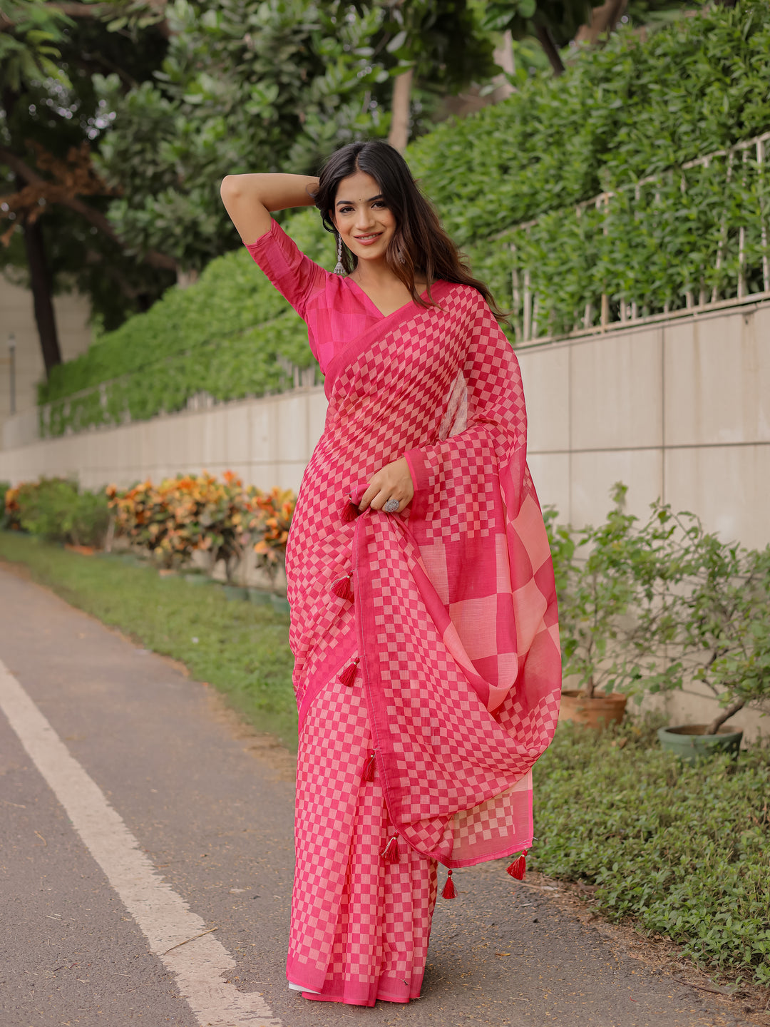 Rani Pink Mul Cotton Checkered Saree for Women with Statement Pallu & Tassels | Soft Breathable Office & Daily Wear