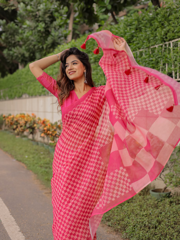 Rani Pink Mul Cotton Checkered Saree for Women with Statement Pallu & Tassels | Soft Breathable Office & Daily Wear