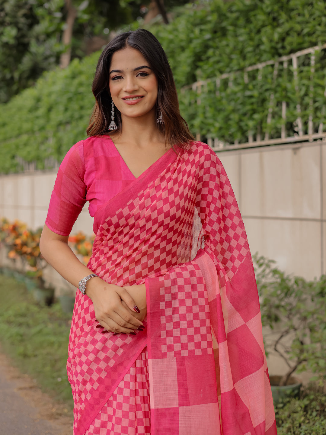 Rani Pink Mul Cotton Checkered Saree for Women with Statement Pallu & Tassels | Soft Breathable Office & Daily Wear