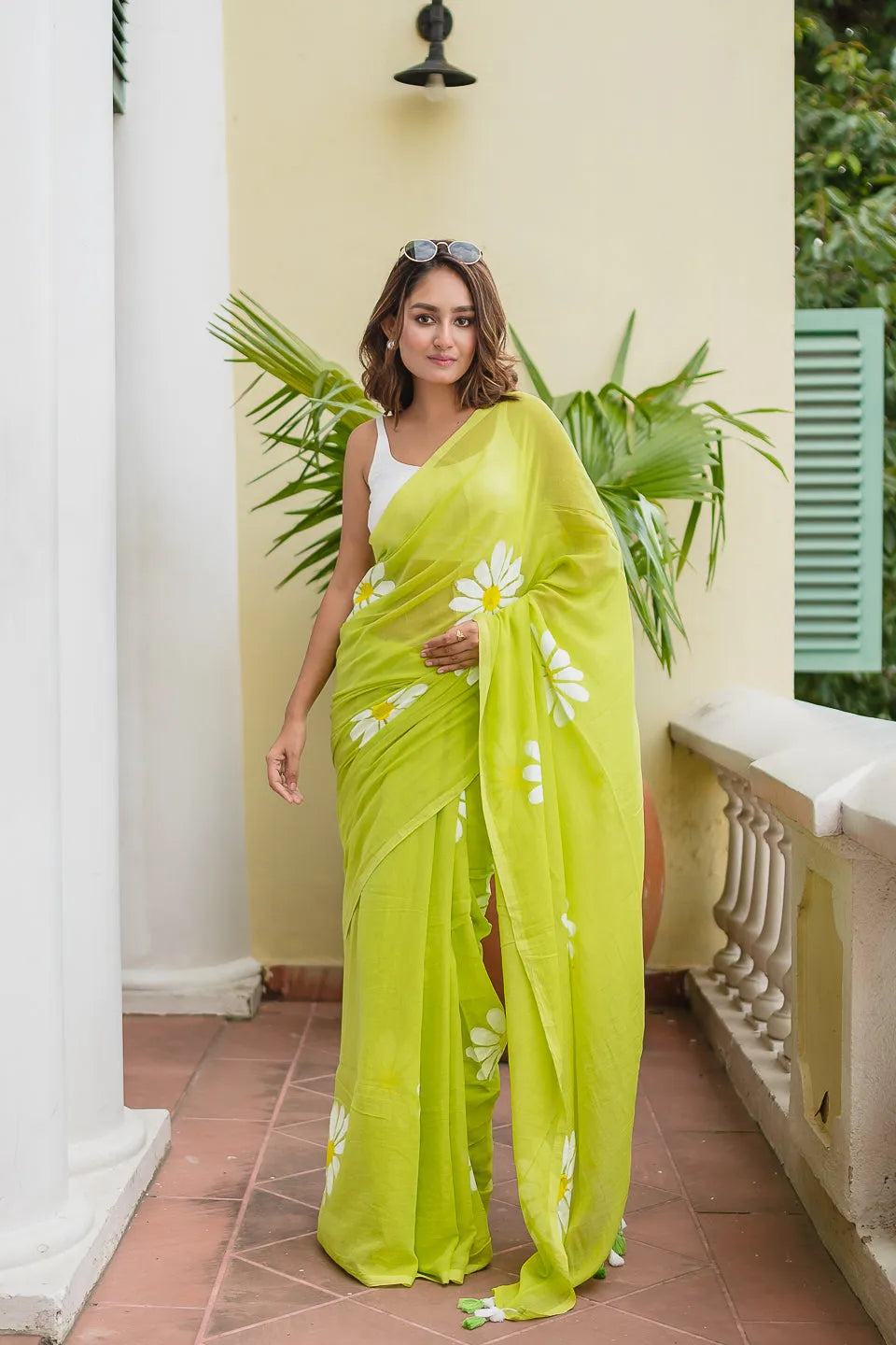 Lime Green Mul Cotton Saree with Daisy Floral Print & Tasselled Pallu