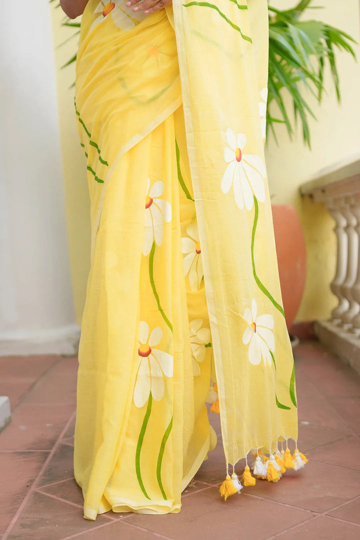 Sunshine Yellow Mul Cotton Saree with Daisy Floral Design & Tasselled Pallu